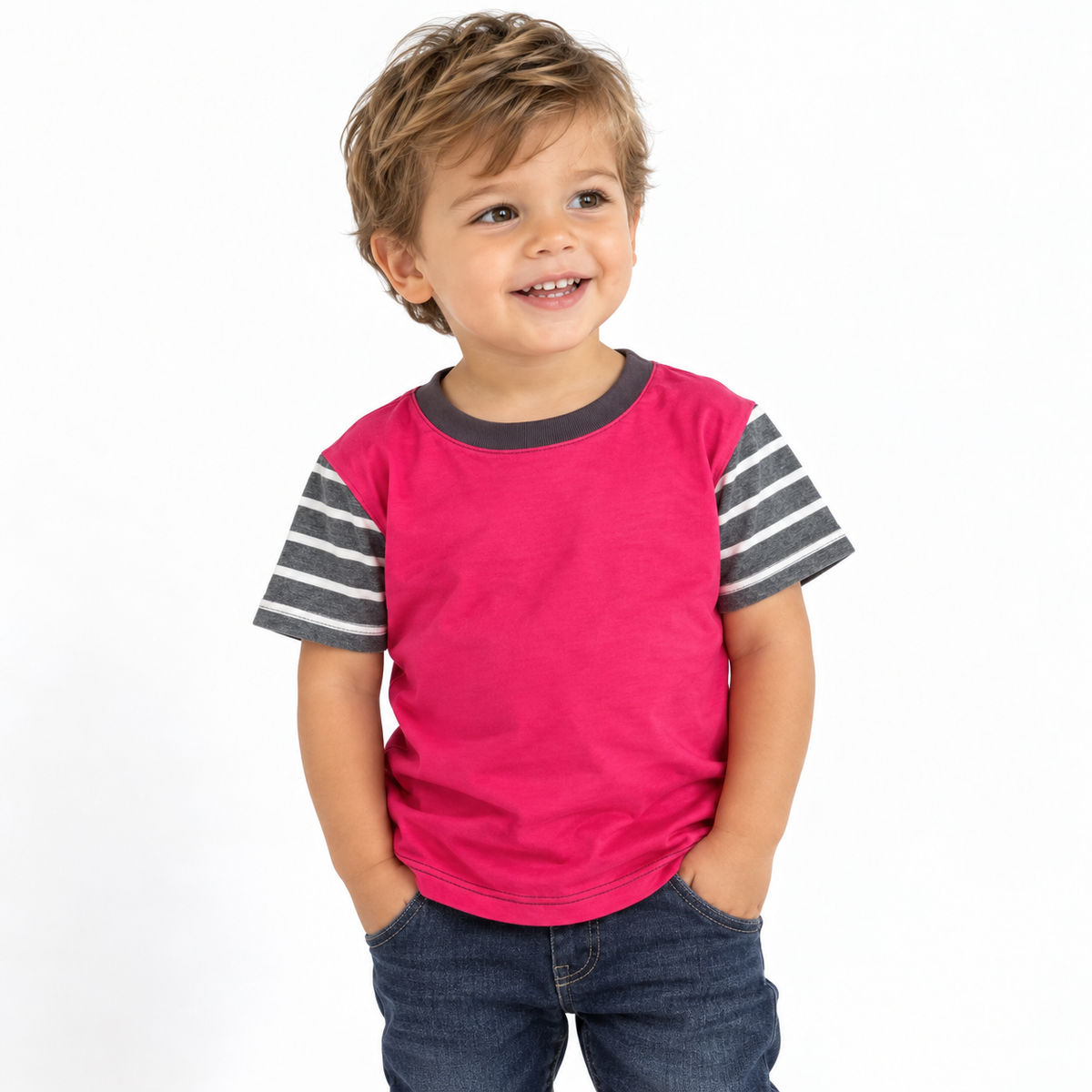 Camiseta Fucsia con Mangas Rayadas