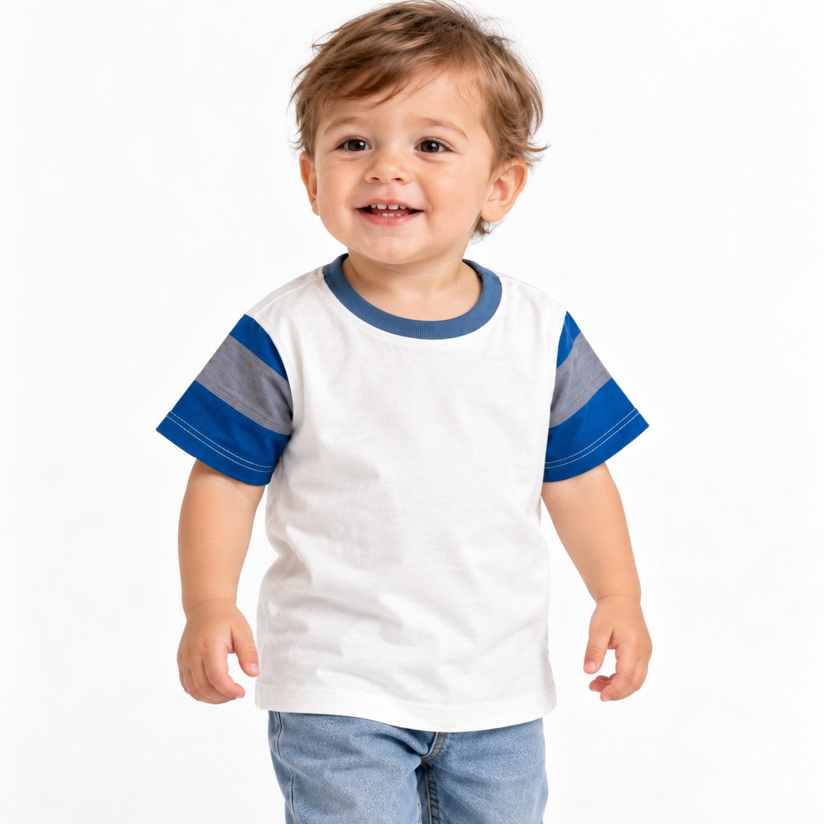 Camiseta Blanca con Mangas Azules