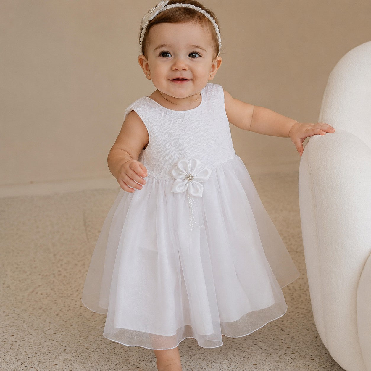 Vestido Blanco Flor Satinada