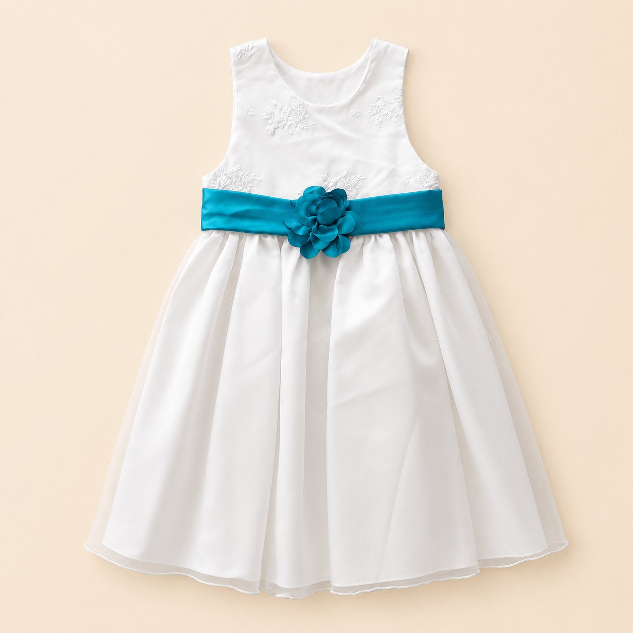 VESTIDO BLANCO CINTA AZUL