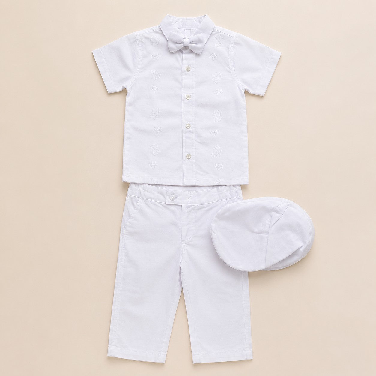 Conjunto Blanco con Corbatín